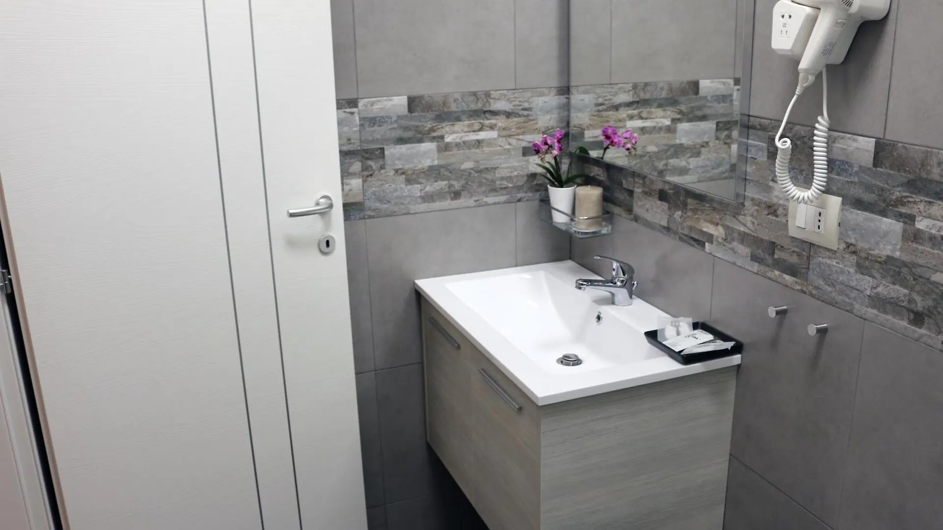 Le Fontane Di Roma Hotel 3*, Rome Italy